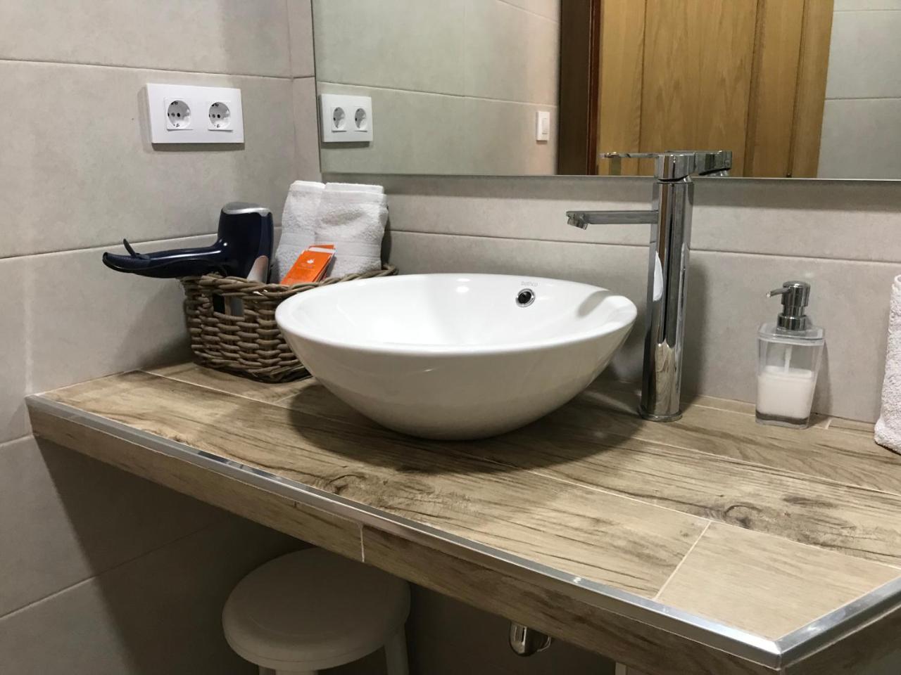 Casa Sierpes Daire Caces Dış mekan fotoğraf
